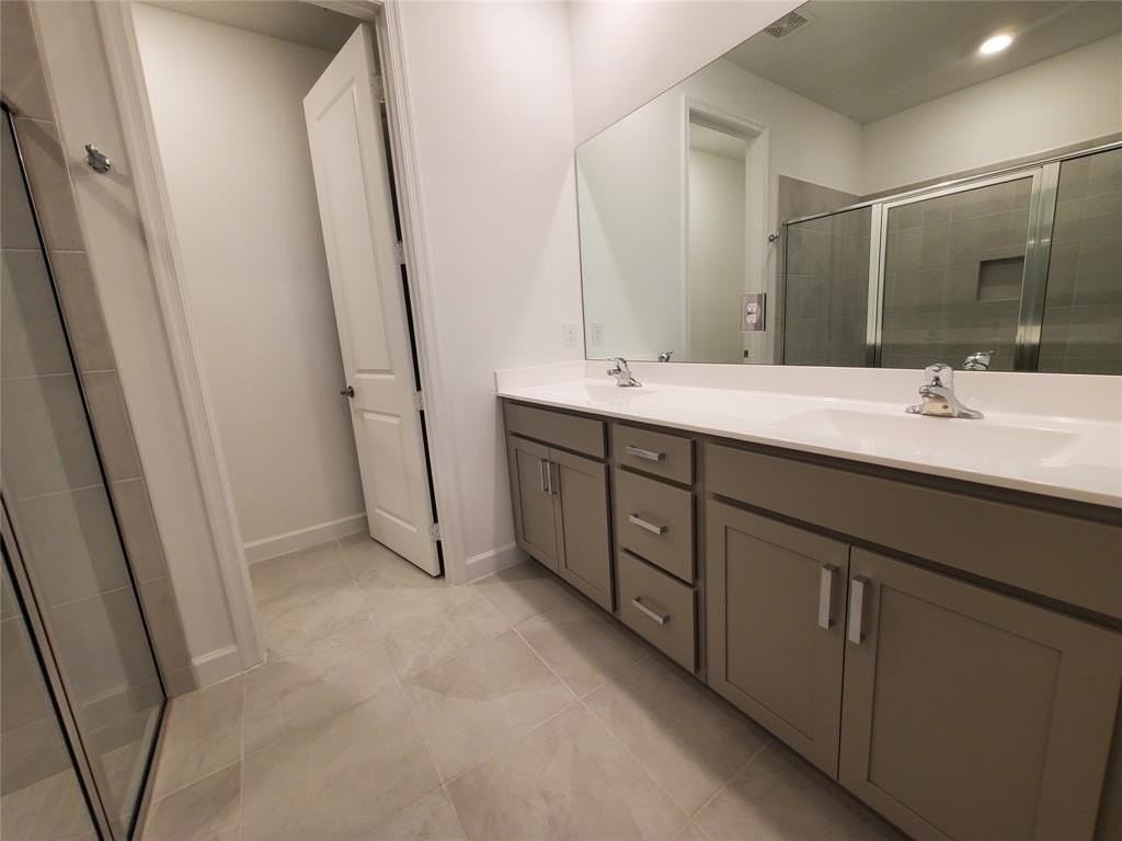 1313 Haywagon Trl - Photo 7 of 27