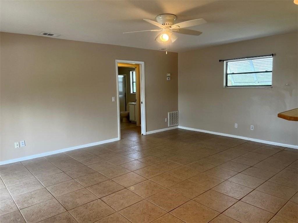 1132 Breezy Way Unit 2h #2H - Photo 7 of 18