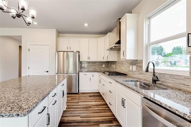 4145 Avery Rd - Photo 5 of 43