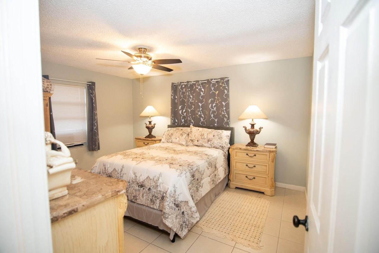 820 Lantern Tree Ln - Photo 7 of 9