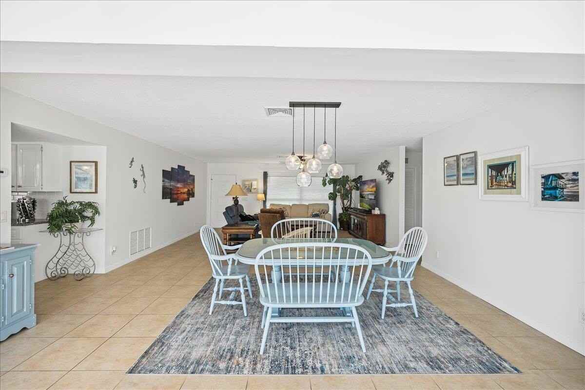 2066 5th Ct Se - Photo 3 of 20