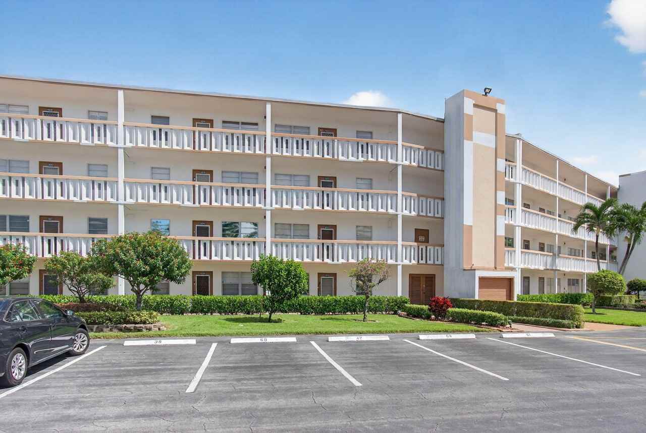 2015 Cornwall A - Photo 2 of 50