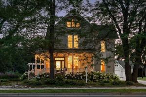 featured image of 206 5th St S