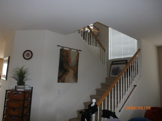 370 Vista Cove Cir - Photo 2 of 14