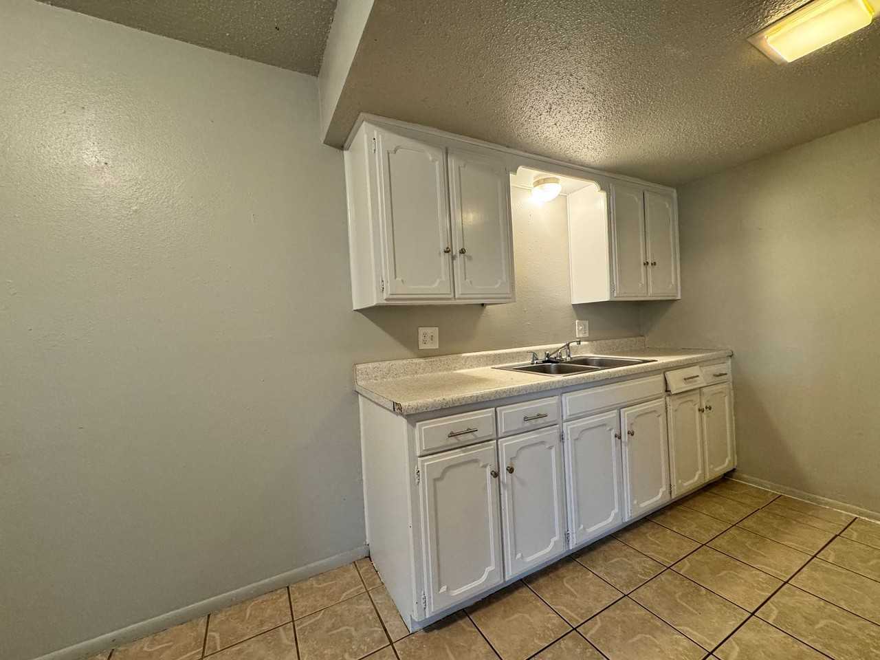 Melrose Oaks LLC - Photo 3 of 15