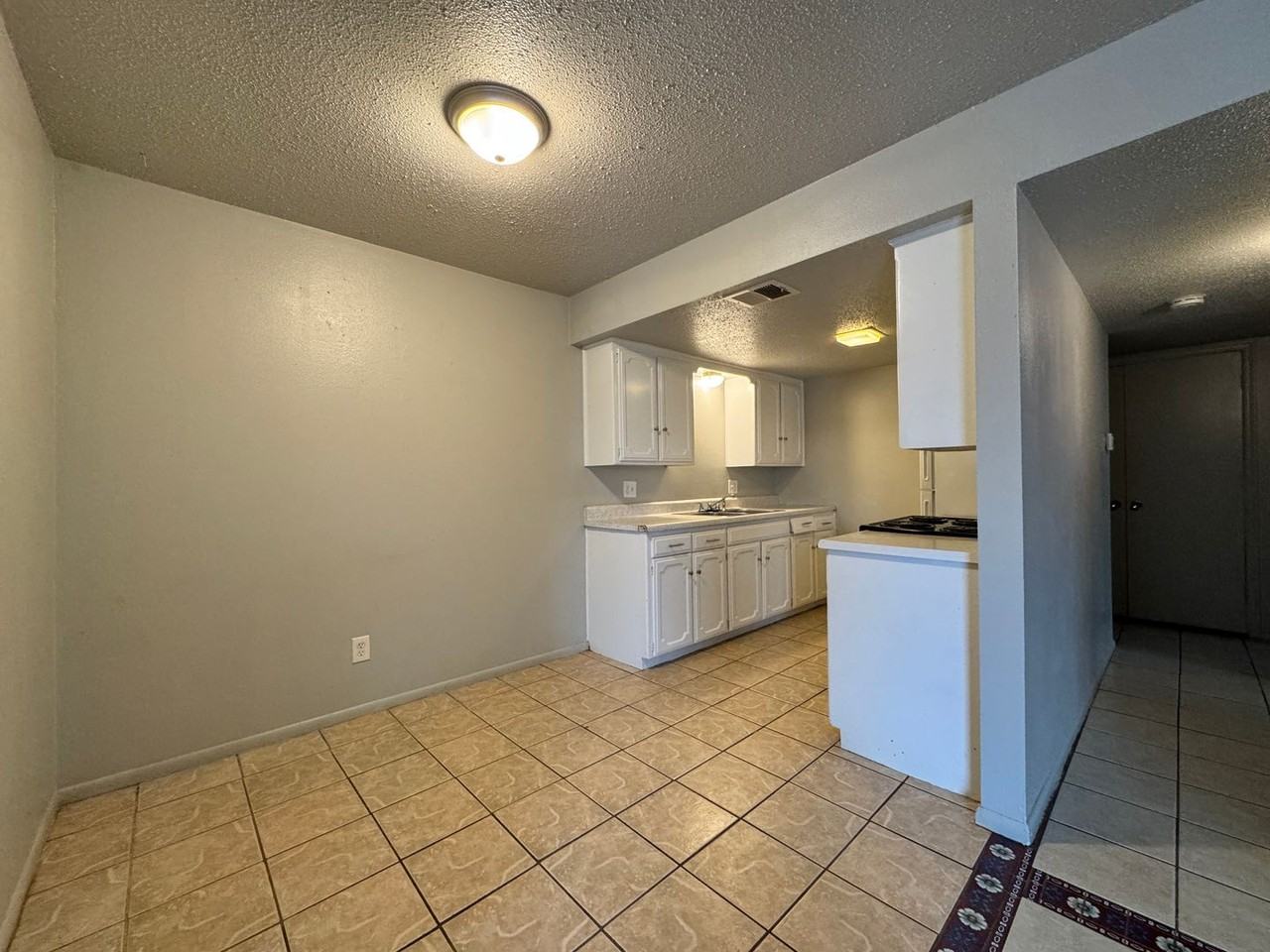 Melrose Oaks LLC - Photo 5 of 15