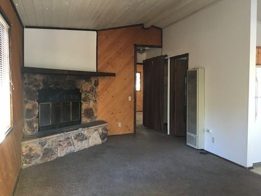 949 Pine Ln - Photo 2 of 28