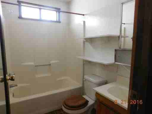 949 Pine Ln - Photo 7 of 28