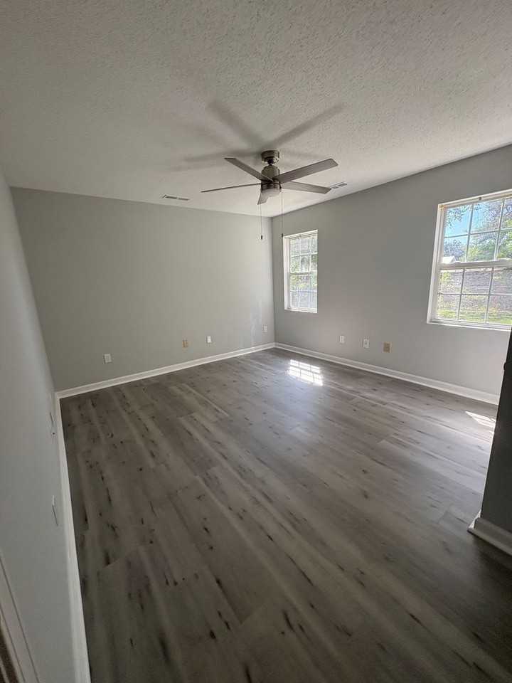 53 Nushell Street #103 - Photo 7 of 16