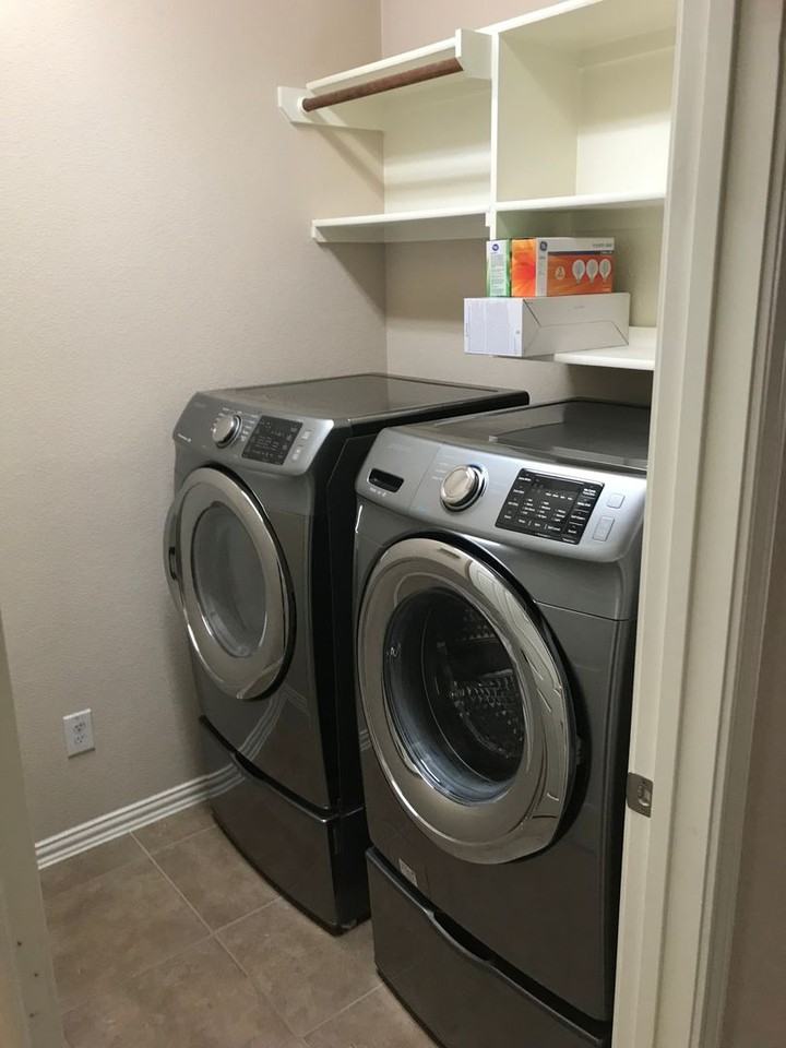 2584 Santa Barbara Loop - Photo 3 of 32