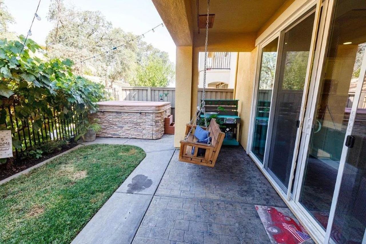 2145 Capri Drive - Photo 3 of 7