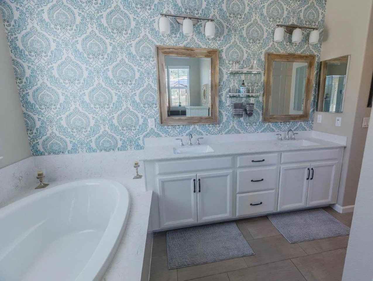 2145 Capri Drive - Photo 5 of 7