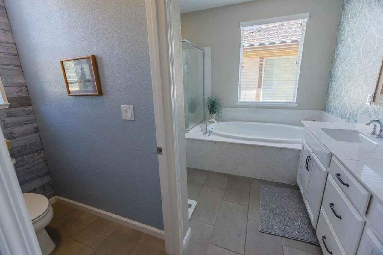 2145 Capri Drive - Photo 6 of 7