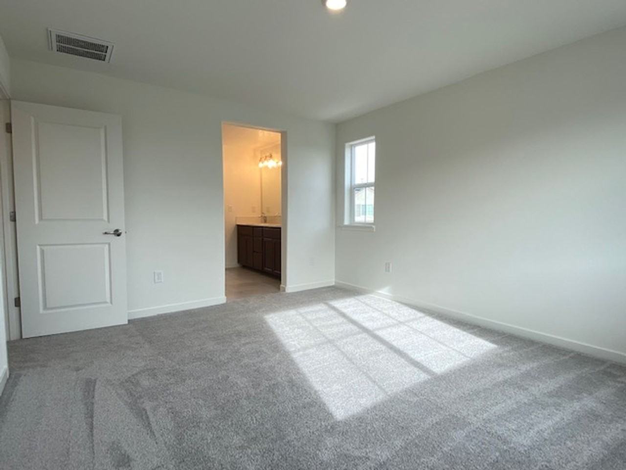 2241 Milky Way Cir - Photo 7 of 16