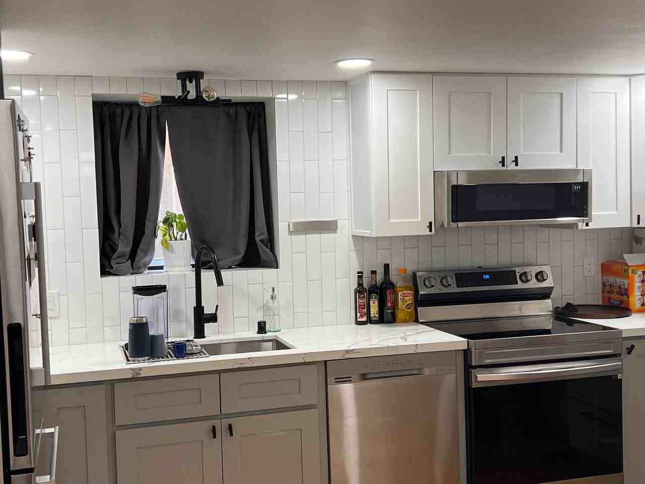 4035 37th Avenue South - Photo 3 of 14
