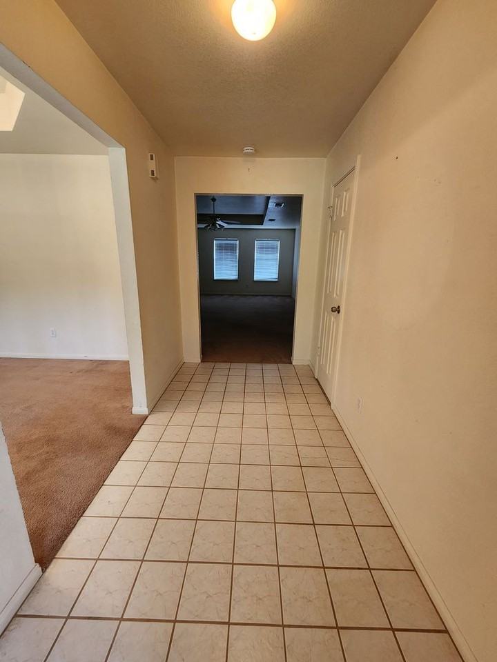 3642 County Road 1020 - Photo 2 of 28