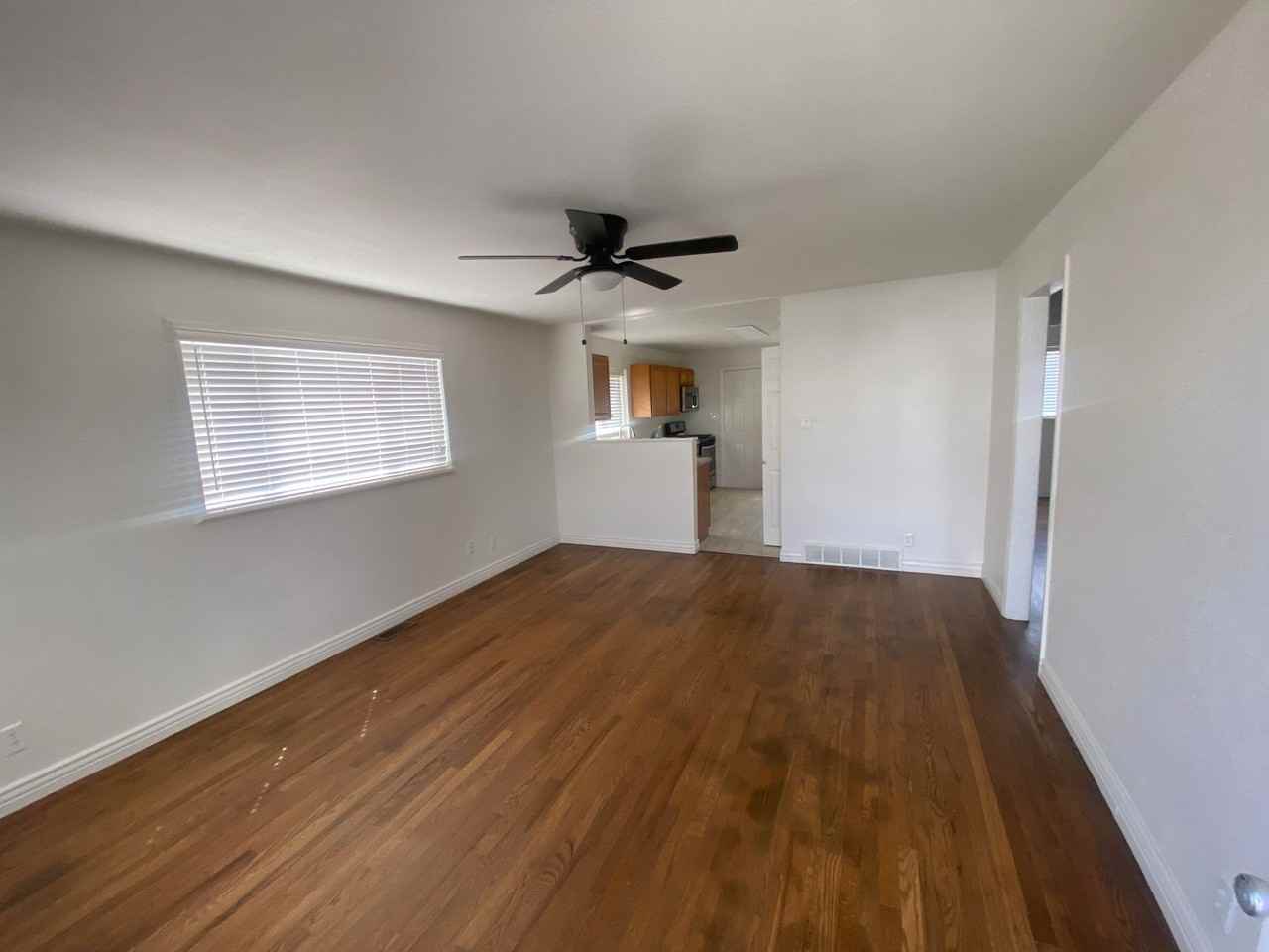 69 Del Mar Cir - Photo 3 of 12