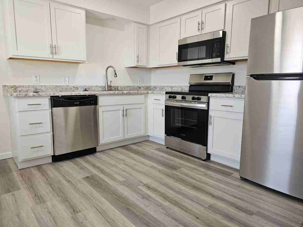 28947 Lem Ct - Photo 3 of 32
