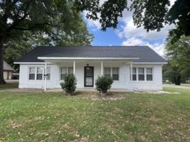 1600 W Nettleton Ave - Photo 1 of 1