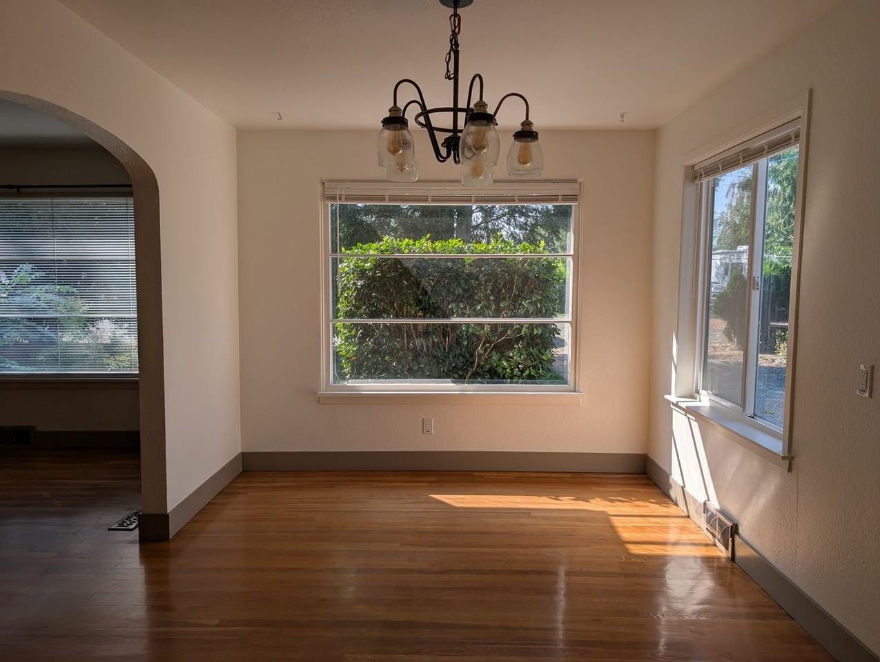 10755 Jordan Rd - Photo 3 of 15