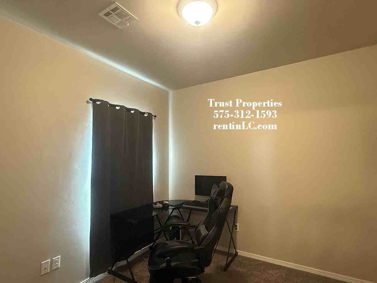 2950 Ysleta Ct - Photo 7 of 9