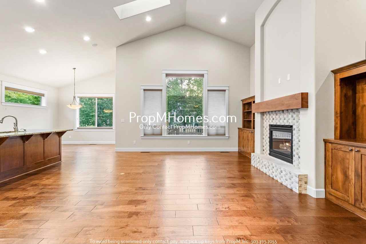 14367 Sw 147th Pl - Photo 4 of 27