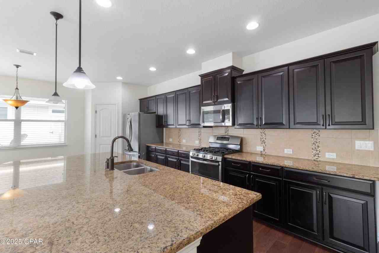 307 Johnson Bayou Dr - Photo 4 of 31