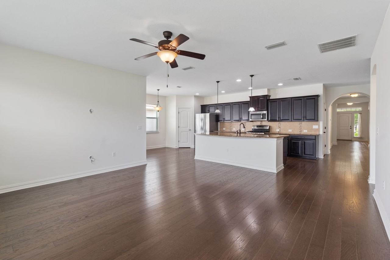 307 Johnson Bayou Dr - Photo 5 of 31