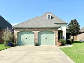 102 Bluewater Dr - Photo 1 of 1