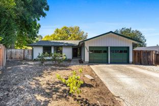 3278 Se Villa Pl - Photo 1 of 1