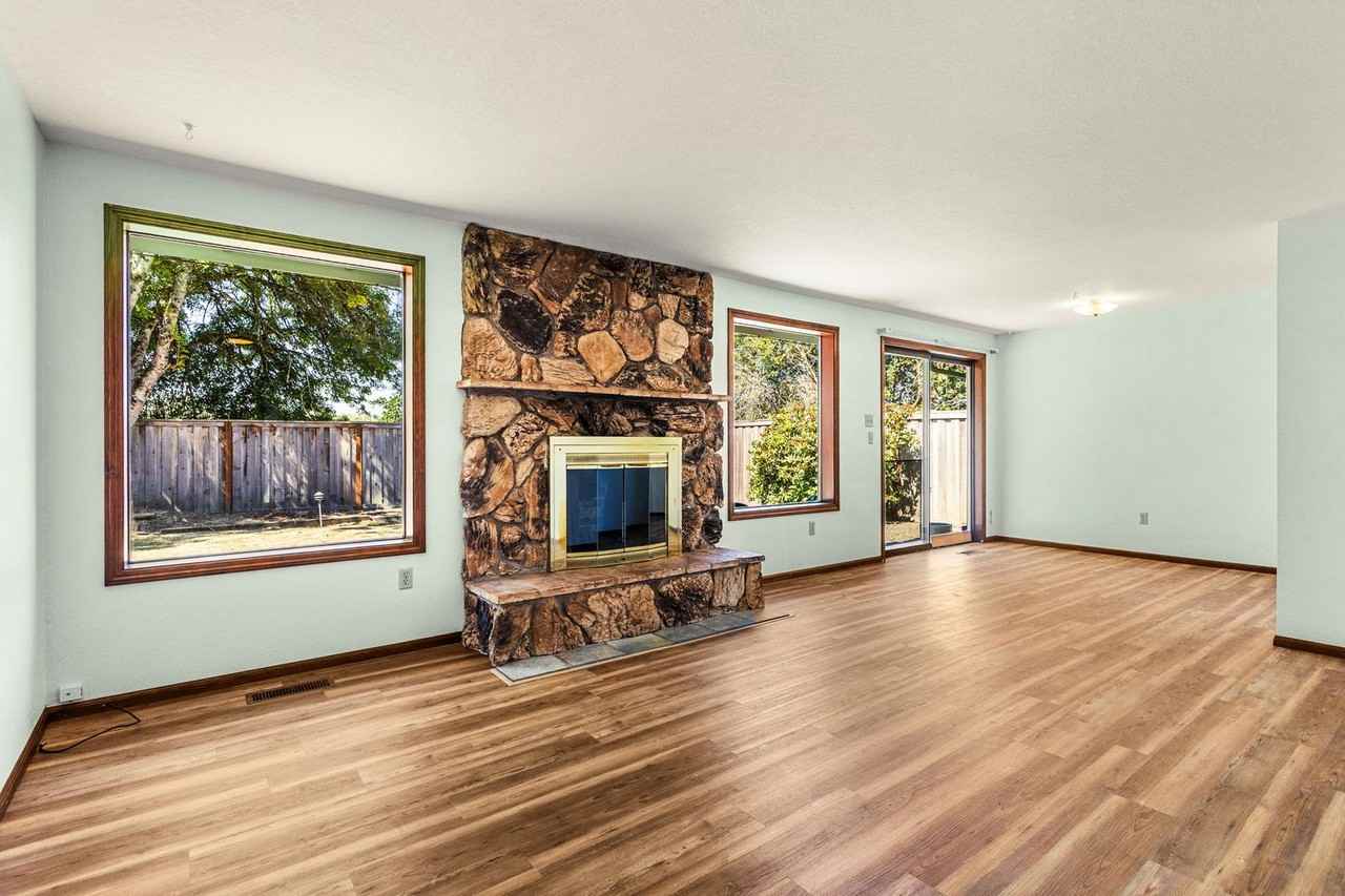 3278 Se Villa Pl - Photo 2 of 18