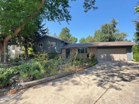 716 Oxford Ln - Photo 1 of 1