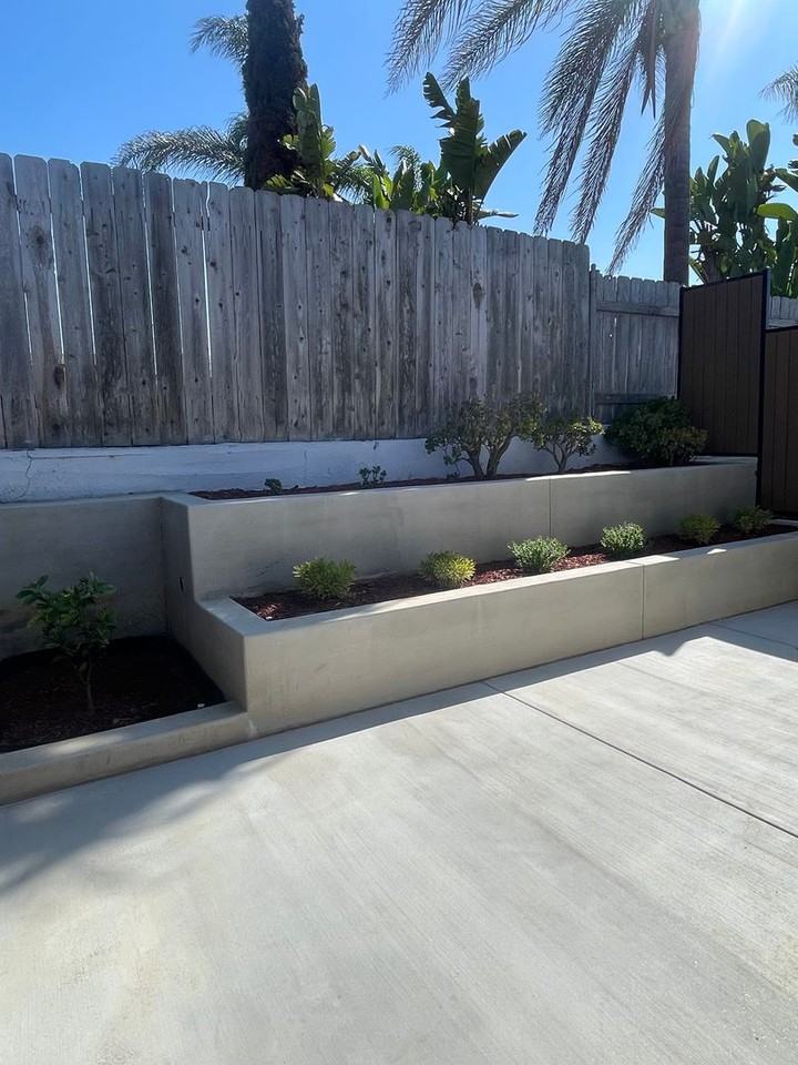 5267 Arlene St - Photo 3 of 11