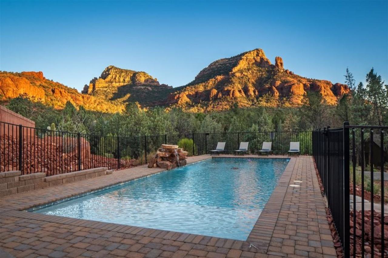 60 Painted Canyon Dr - Photo 2 of 32