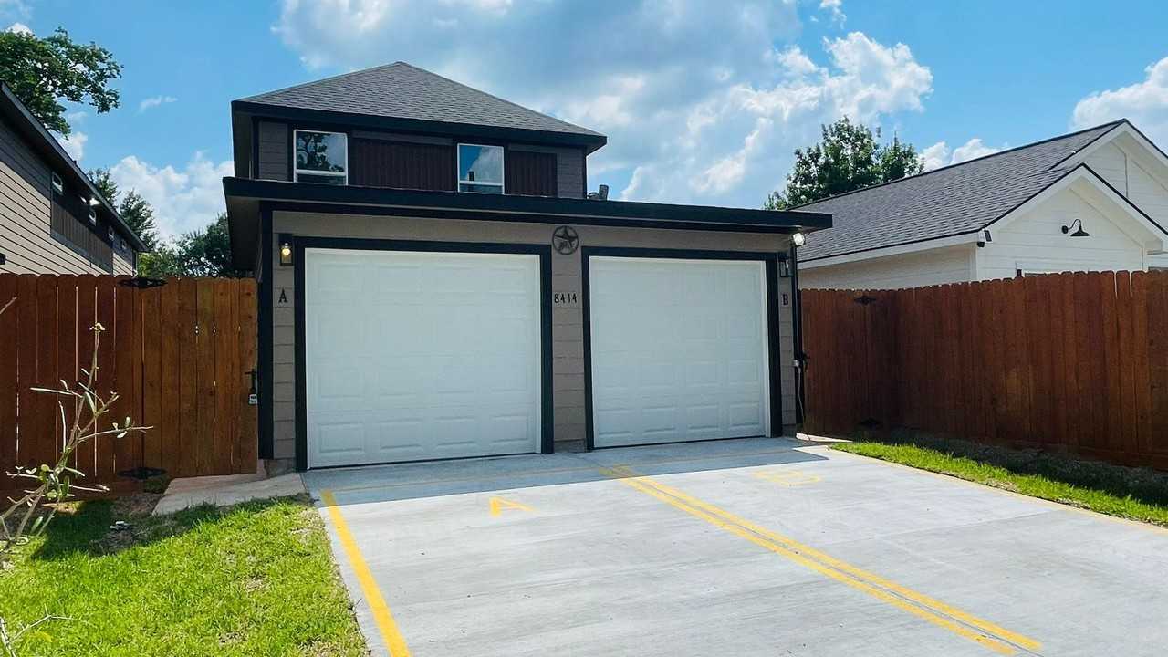 8414 Sandra St #A - Photo 2 of 14