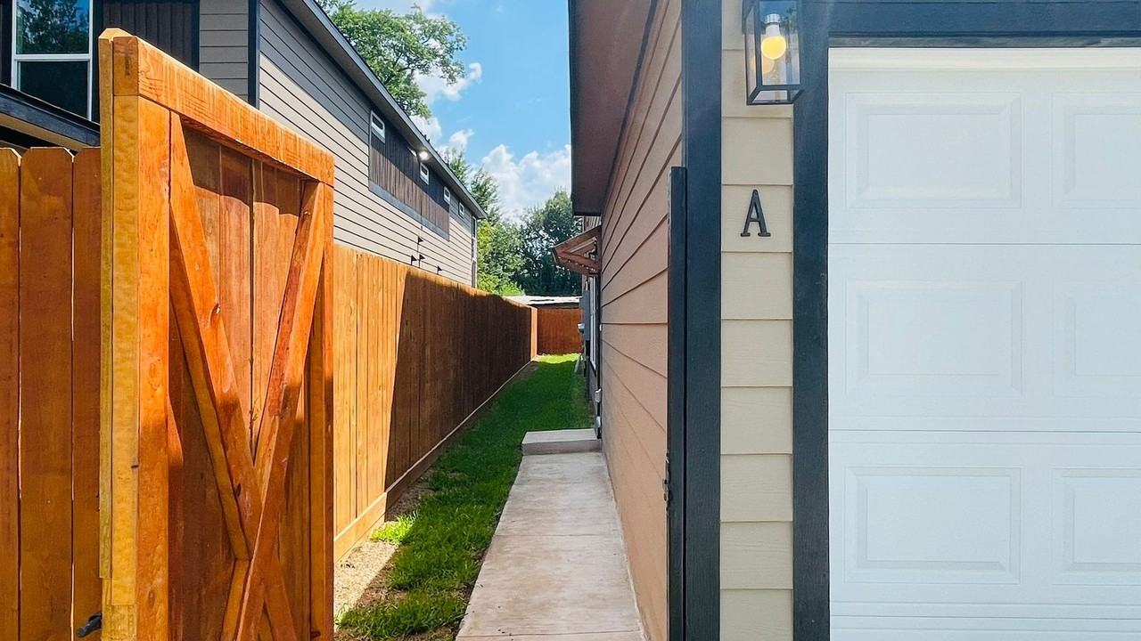 8416 Sandra St #A - Photo 2 of 13