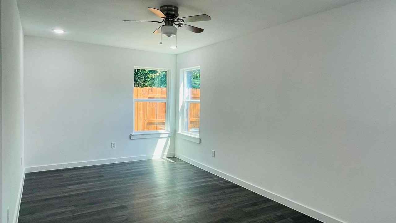 8416 Sandra St #A - Photo 6 of 13