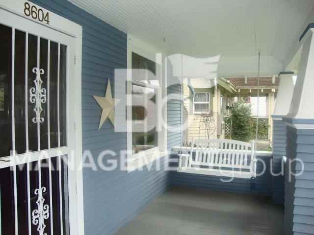 8604 Se 11th Ave - Photo 5 of 23