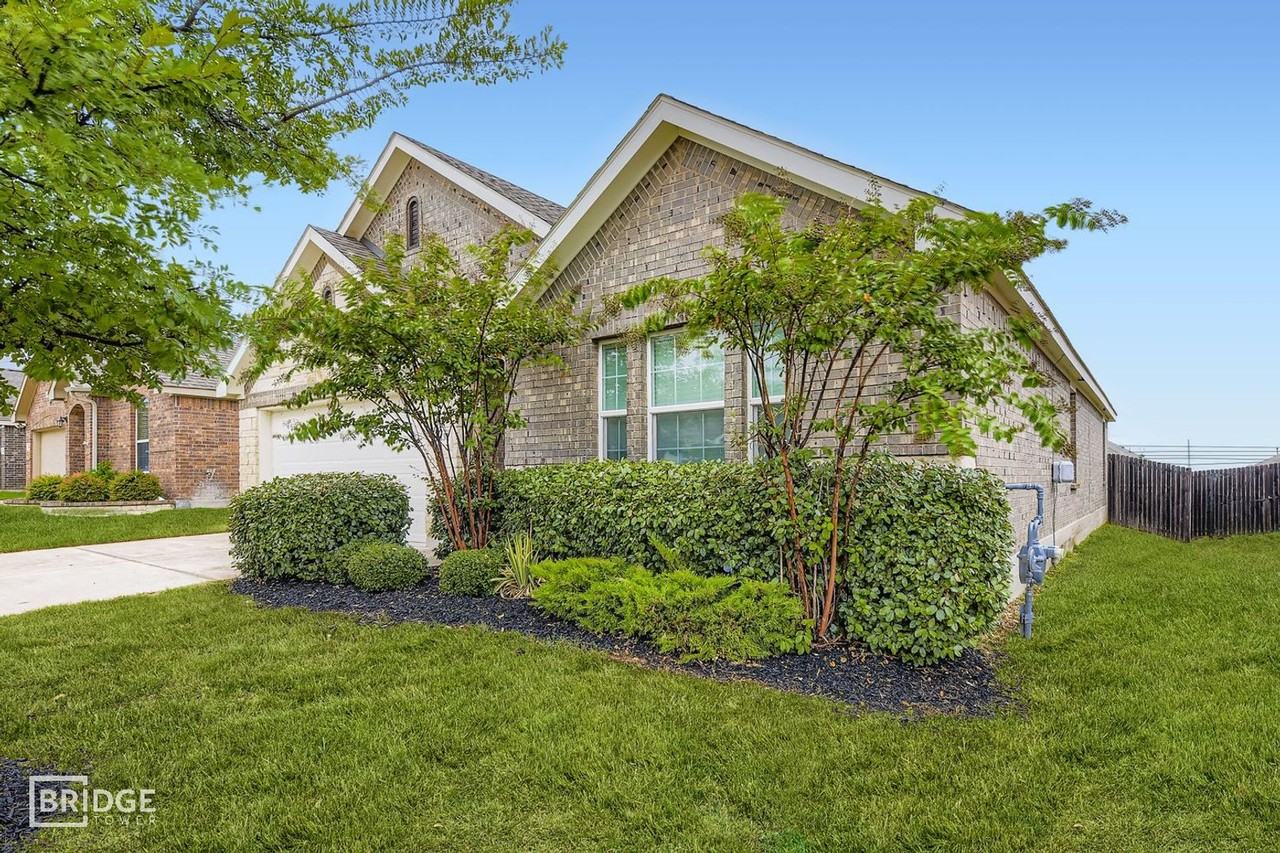 6132 True Vine Rd - Photo 2 of 31