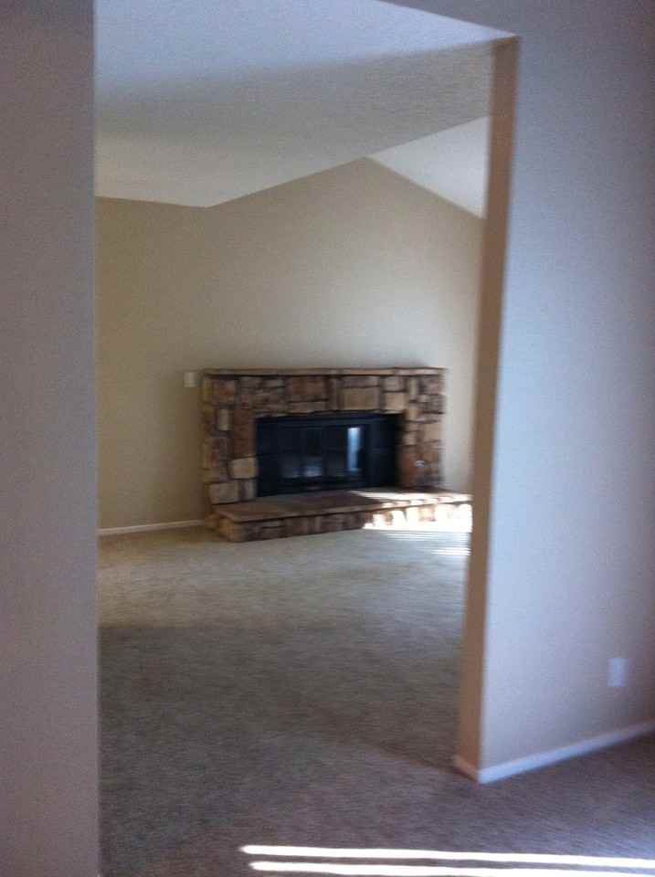 2038 Renoir Ave - Photo 5 of 22