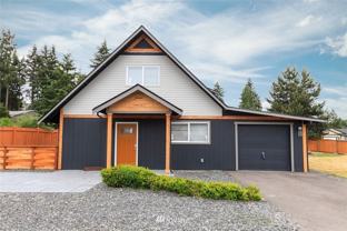 7215 163rd St E - Photo 1 of 1