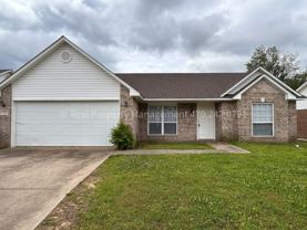 320 Chateau Dr - Photo 1 of 1