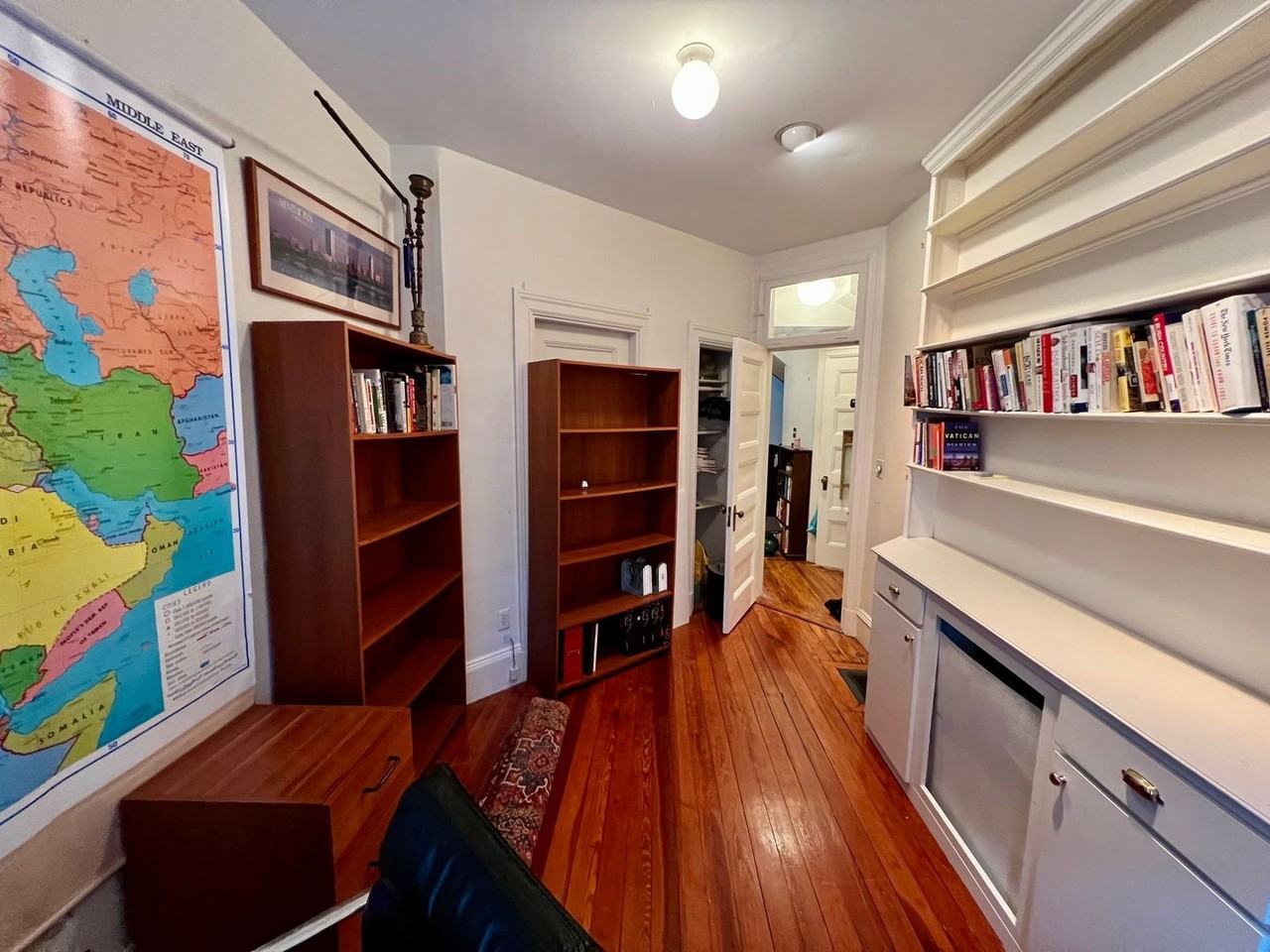 684 Washington St - Photo 7 of 19