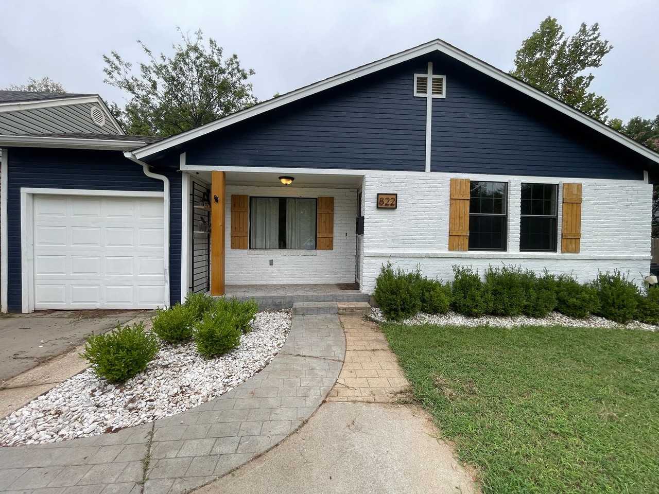 822 Nw 48th St - Photo 2 of 33
