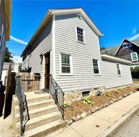 featured image of 42 Dixon St