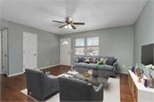 214 Se Wingate St #A - Photo 1 of 1