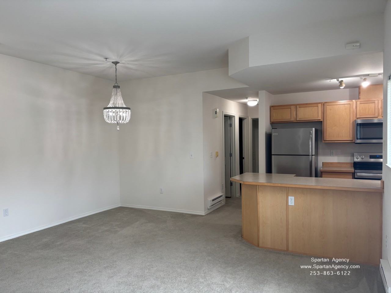1039 61st St Se #104 - Photo 5 of 11