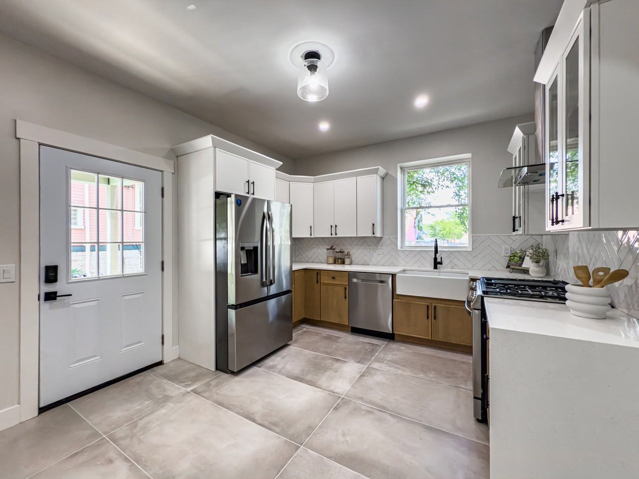 2369 Park Ave #NA - Photo 4 of 50