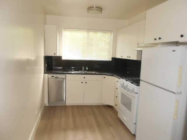 1800 Selby Avenue #7 - Photo 5 of 29