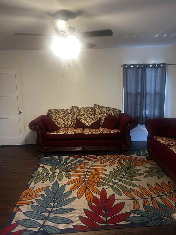 609 N Hillford Ave #2 - Photo 4 of 7